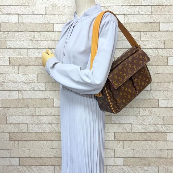 LOUIS VUITTON Shoulder Bag M51163 Monogram canvas Monogram Vivasite GM used - Picture 2 of 12